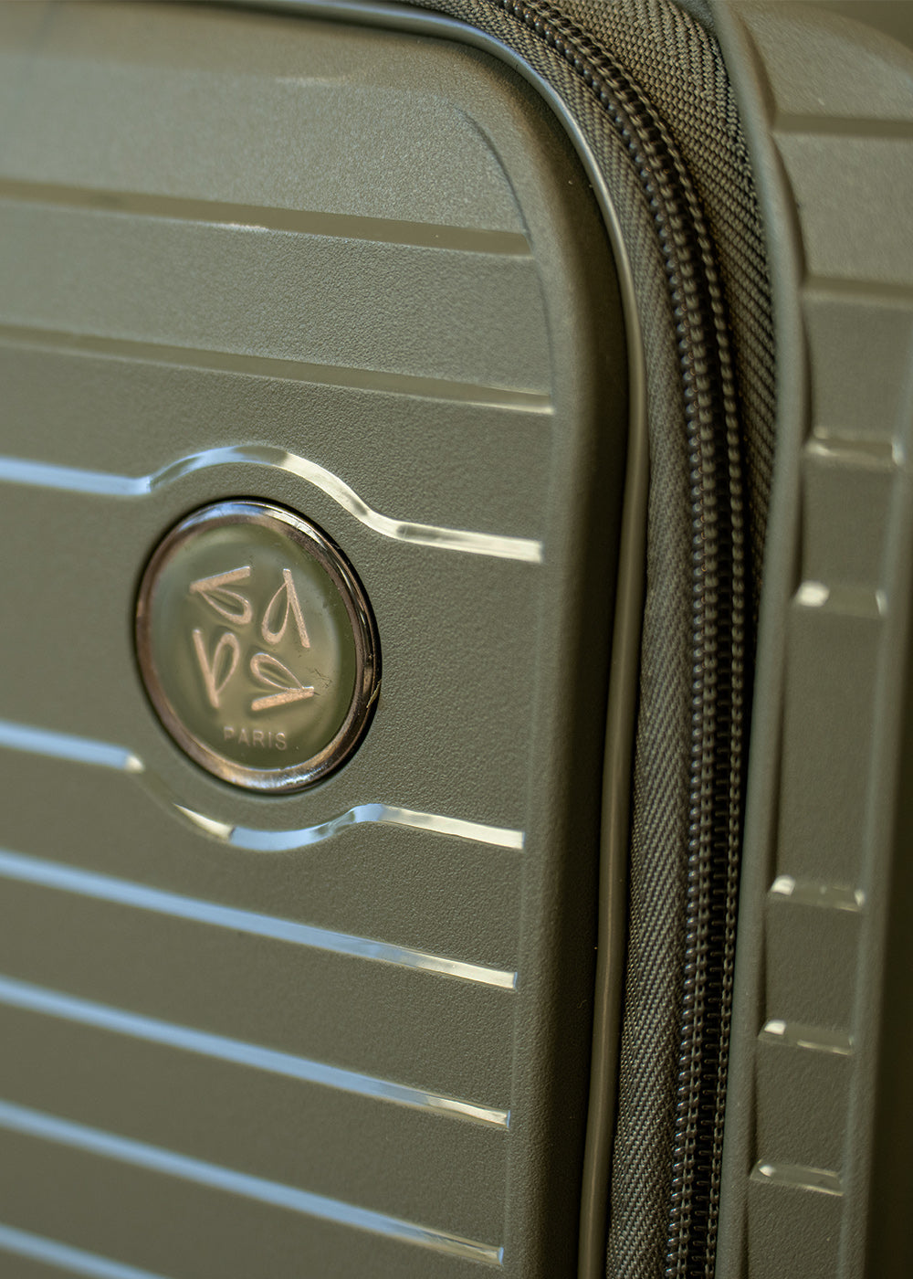 VALISE MOYENNE NEWARK KAKI